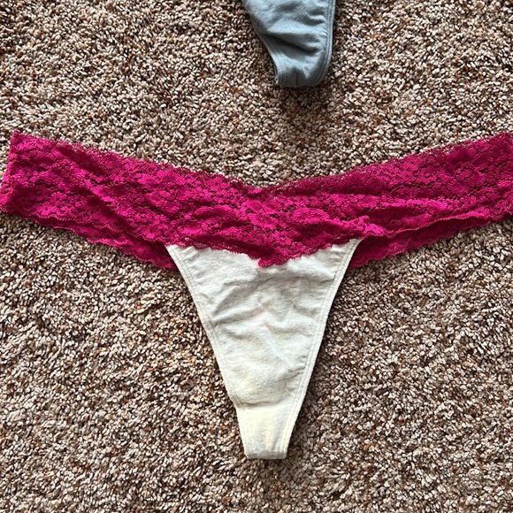 VS PINK panty bundle - Picture 5 of 6